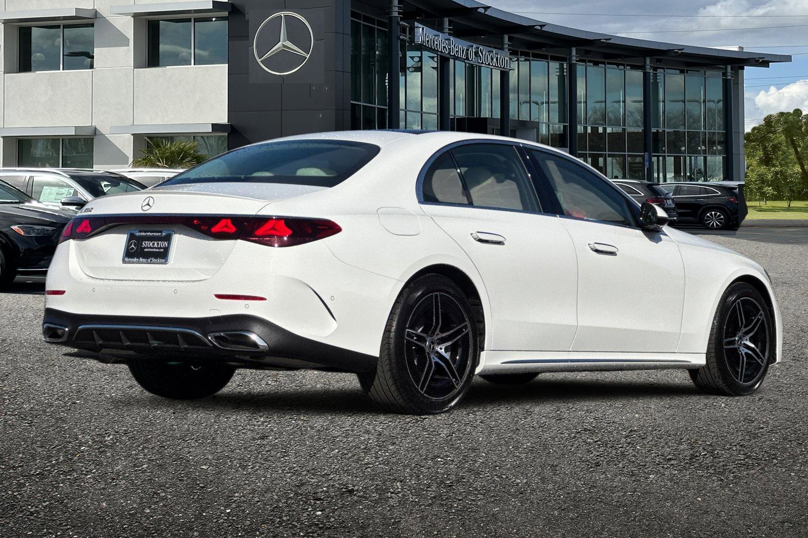 New 2026 Mercedes-Benz E 350 Sedan image 4