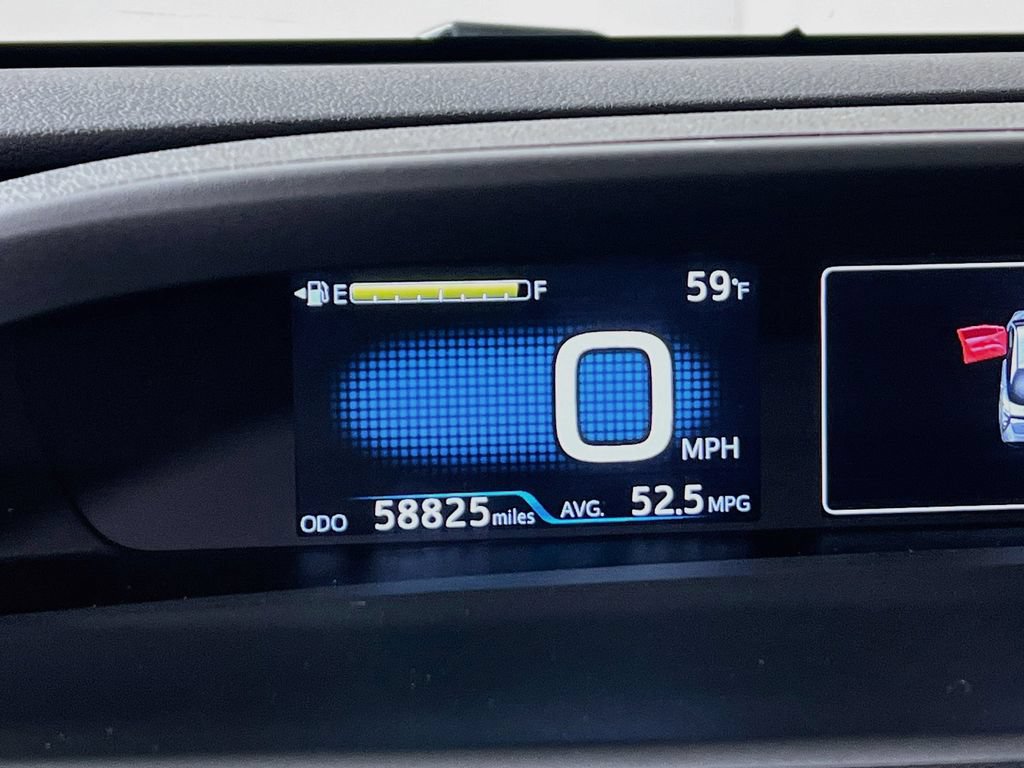 Used 2016 Toyota Prius Four w/ Advanced Technology Package FWD image 11
