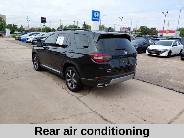 Used 2025 Honda Pilot Elite image 7