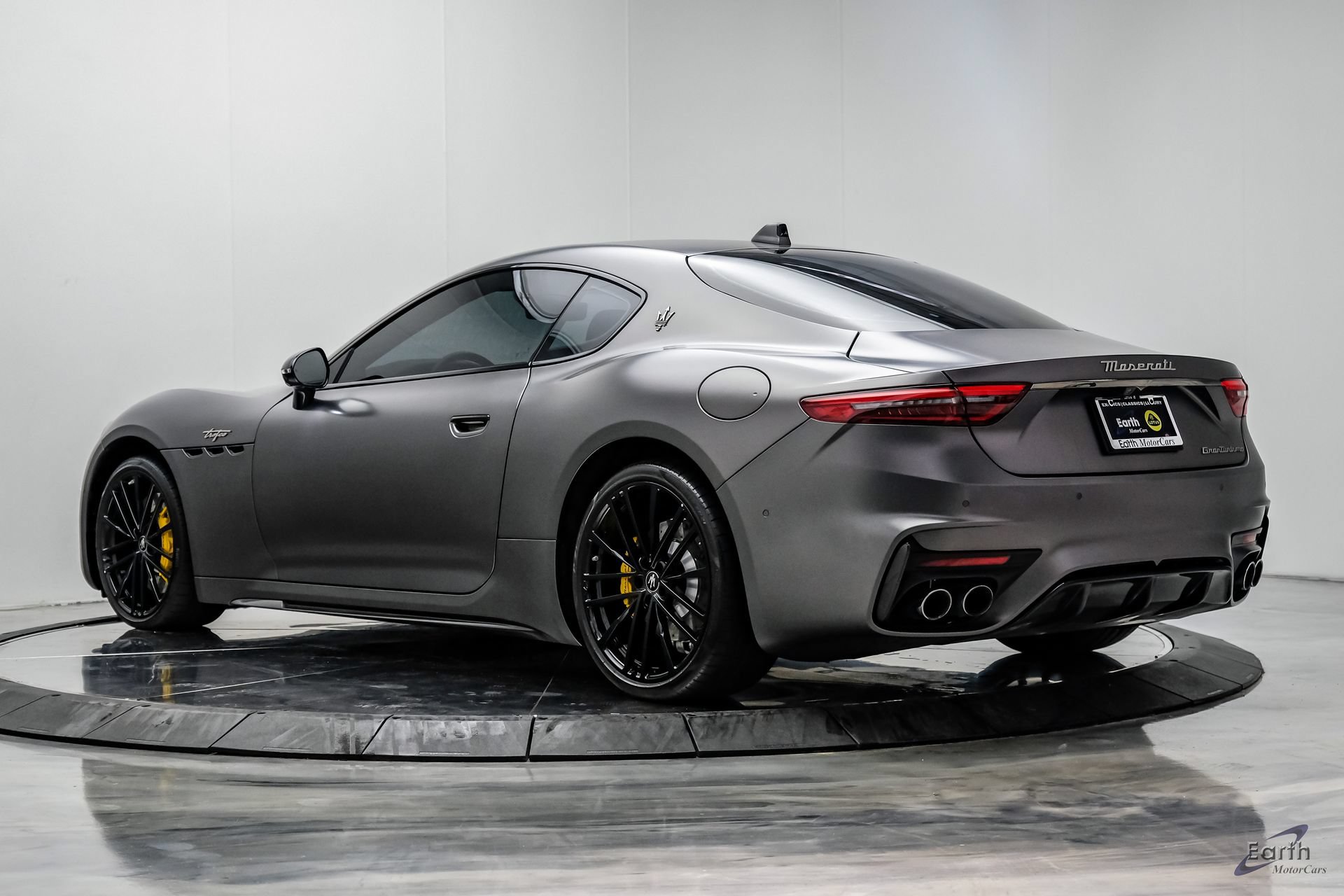Used 2024 Maserati GranTurismo Trofeo AWD/4WD image 12