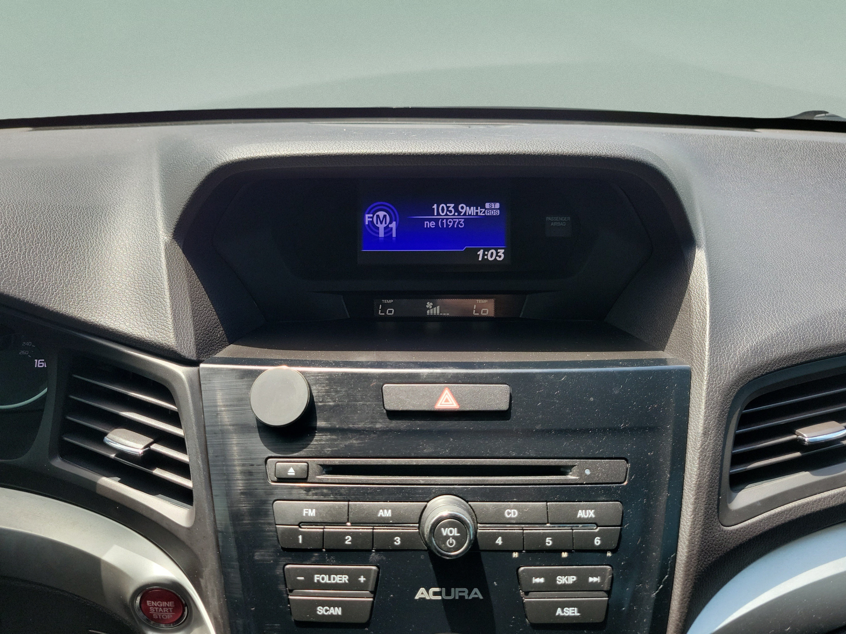 Used 2017 Acura ILX FWD image 13