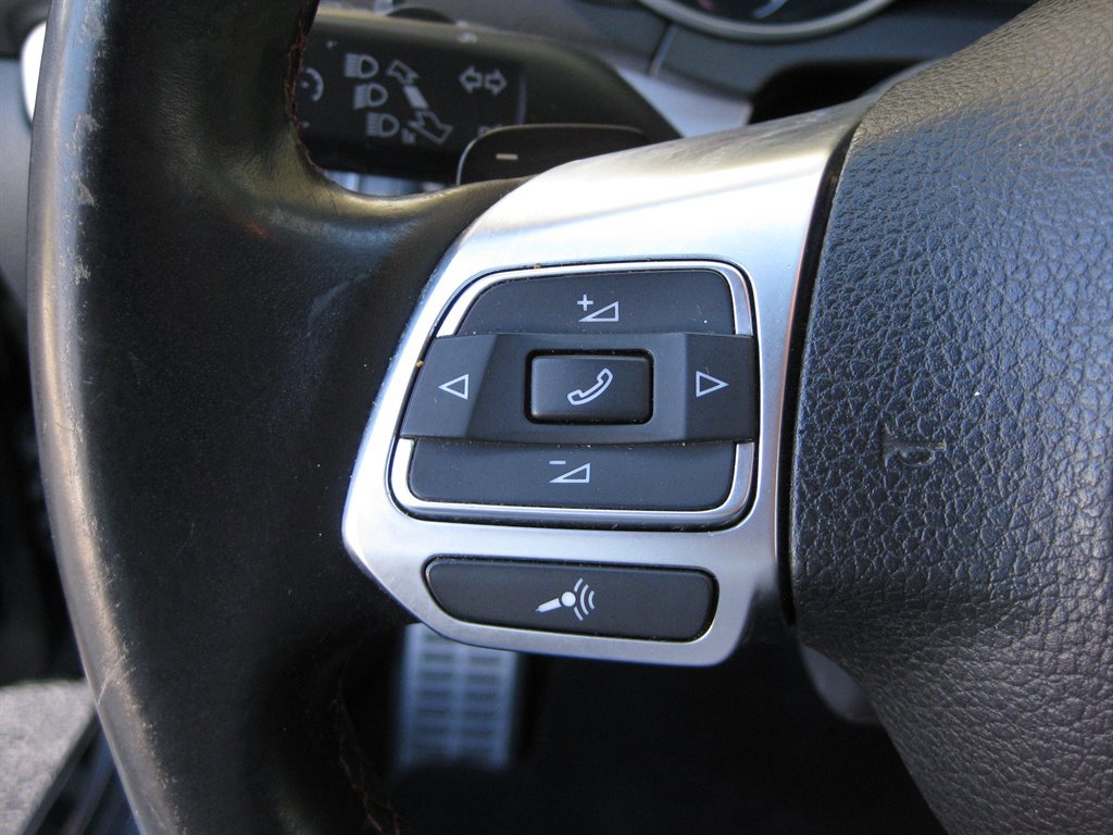 Used 2012 Volkswagen GTI Autobahn FWD image 13
