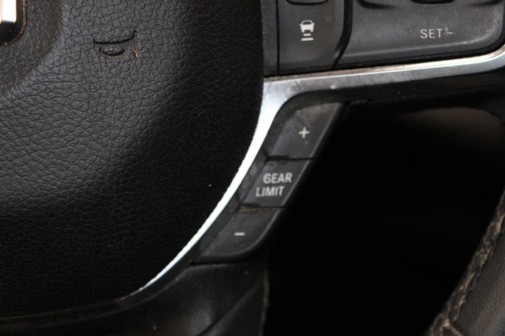 Used 2025 RAM 2500 Laramie AWD/4WD image 23