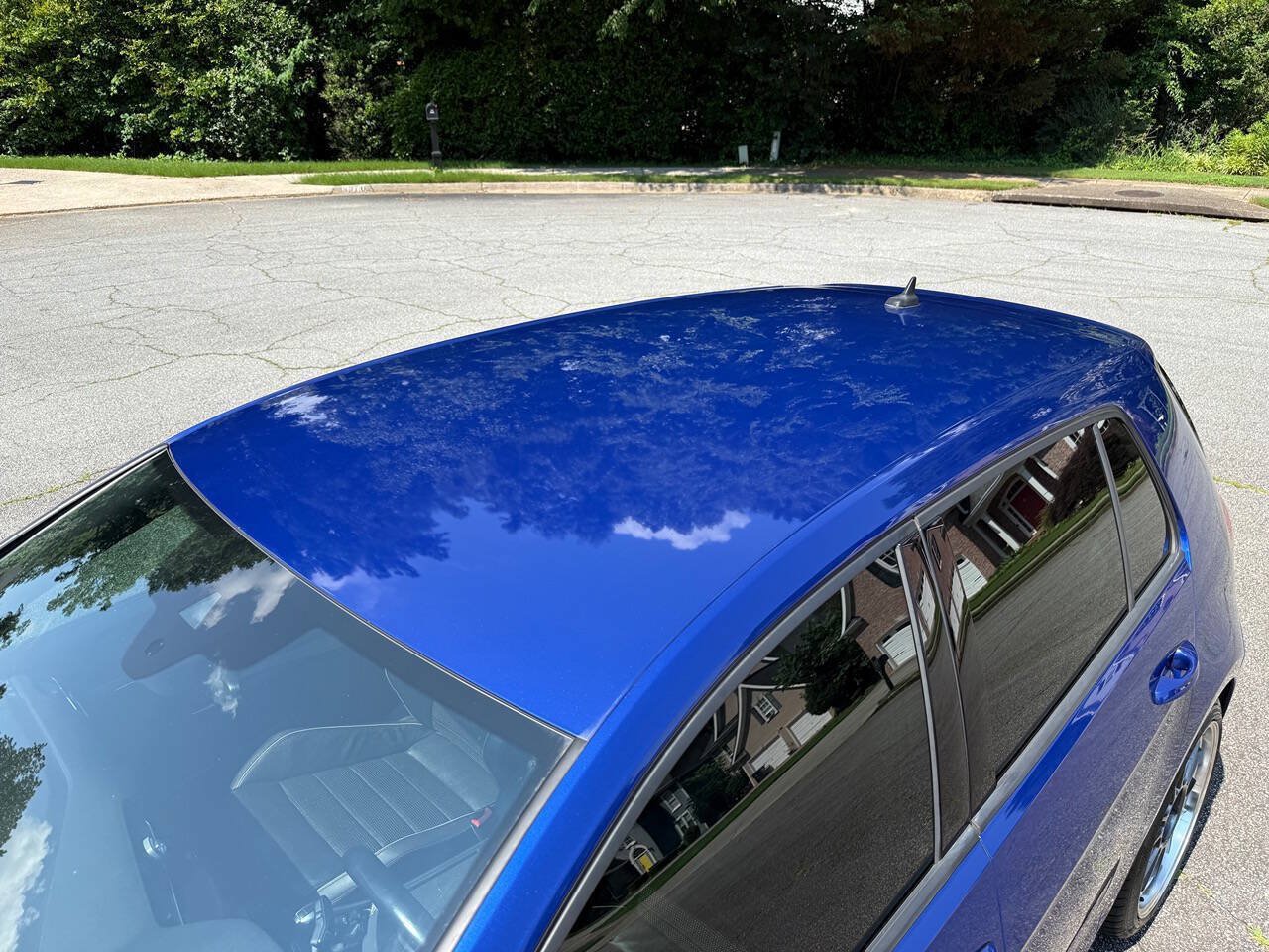 Used 2019 Volkswagen Golf R 4-Door AWD/4WD image 11