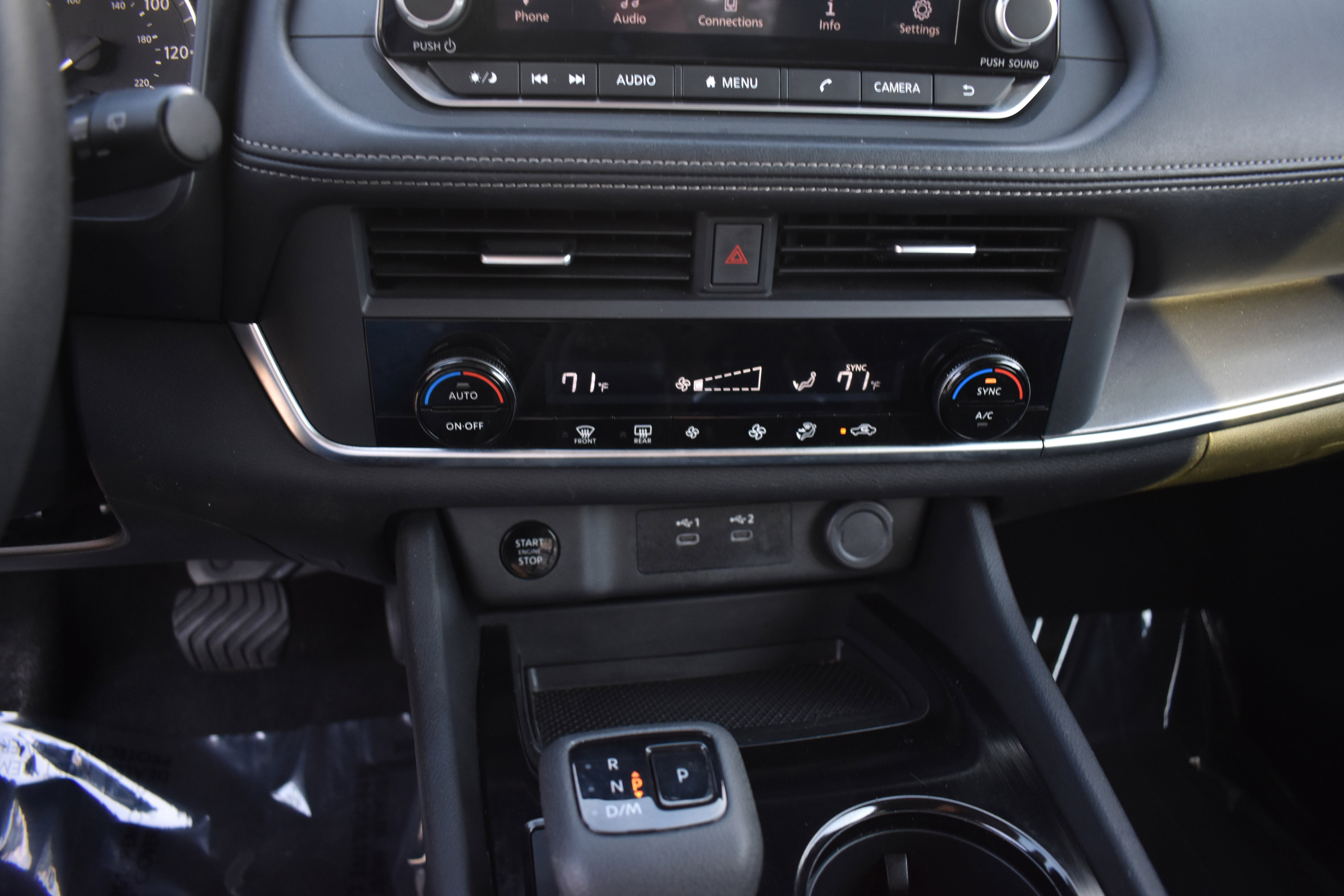 Used 2024 Nissan Rogue SV image 21