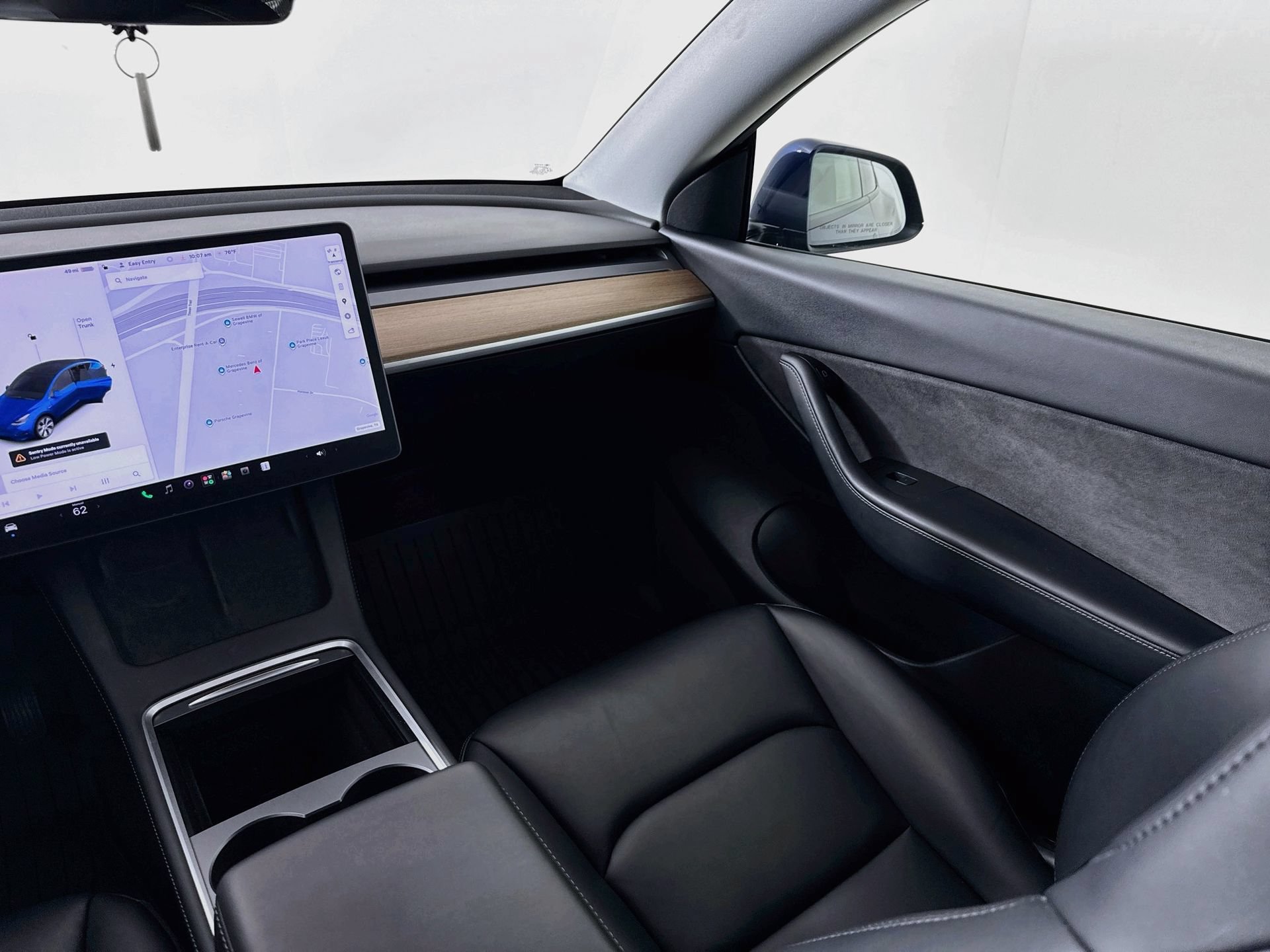 Used 2021 Tesla Model Y Long Range AWD/4WD image 23