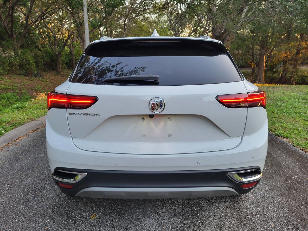 Used 2021 Buick Envision Preferred image 6