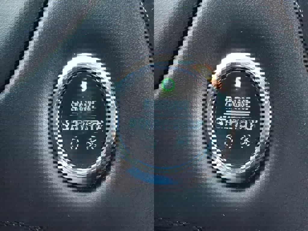 Used 2018 Ford Explorer Platinum image 24