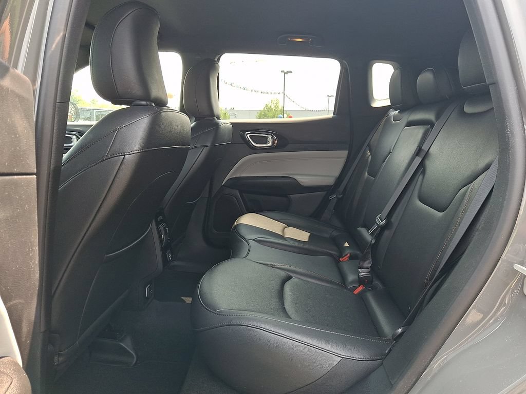 Certified 2023 Jeep Compass Limited AWD/4WD image 10