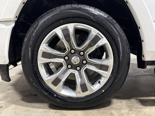 Used 2022 RAM 1500 Limited w/ Body Color Bumper Group AWD/4WD image 27