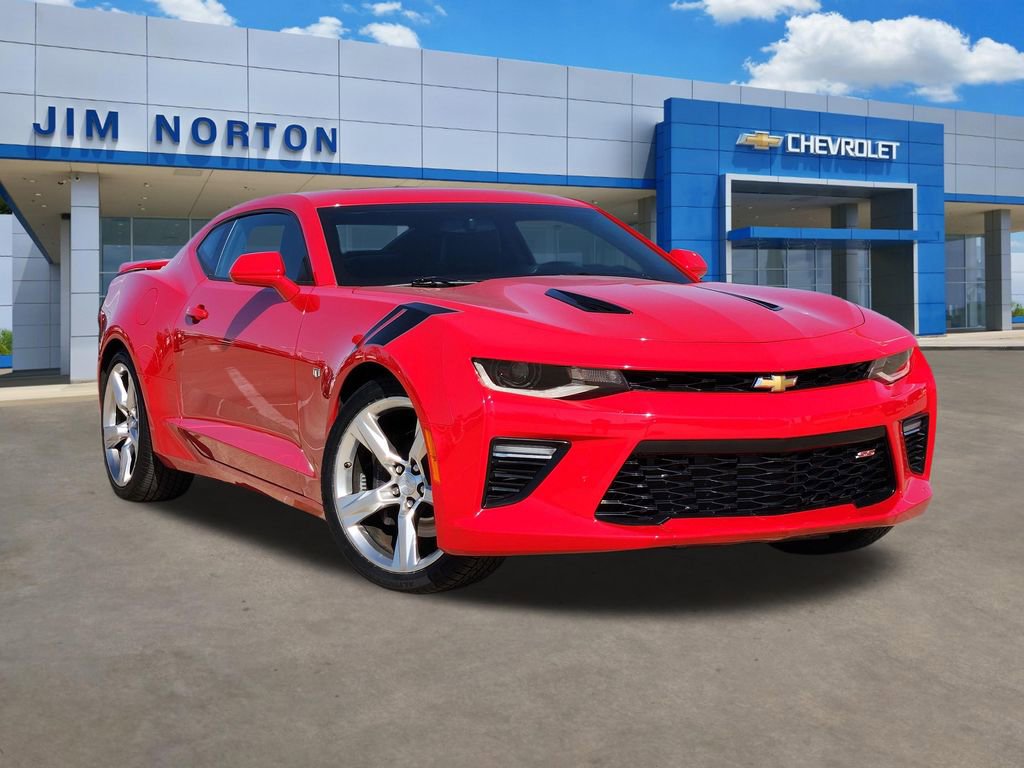 Used 2016 Chevrolet Camaro SS image 1