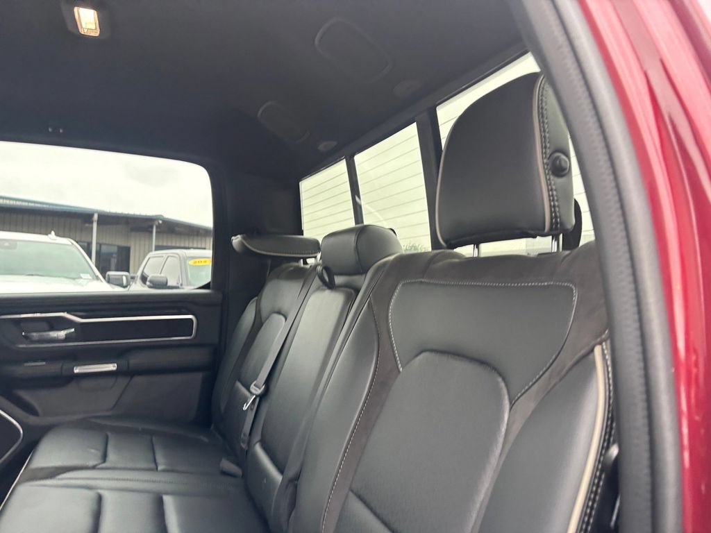 Used 2022 RAM 1500 Laramie AWD/4WD image 34