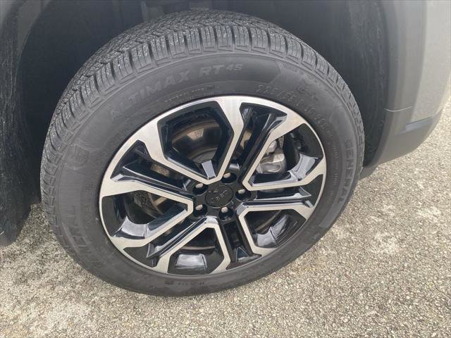 Certified 2022 Jeep Compass Limited image 7