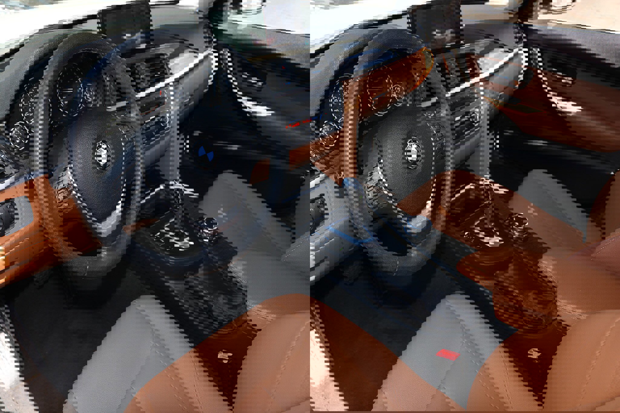 Used 2015 BMW 328i Sedan image 4