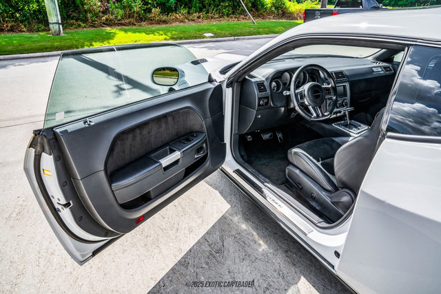 Used 2012 Dodge Challenger SRT8 w/ Premium Sound Group RWD image 33