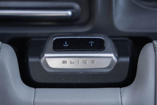 Used 2025 Ford Expedition Max Platinum w/ Driver's Package image 42