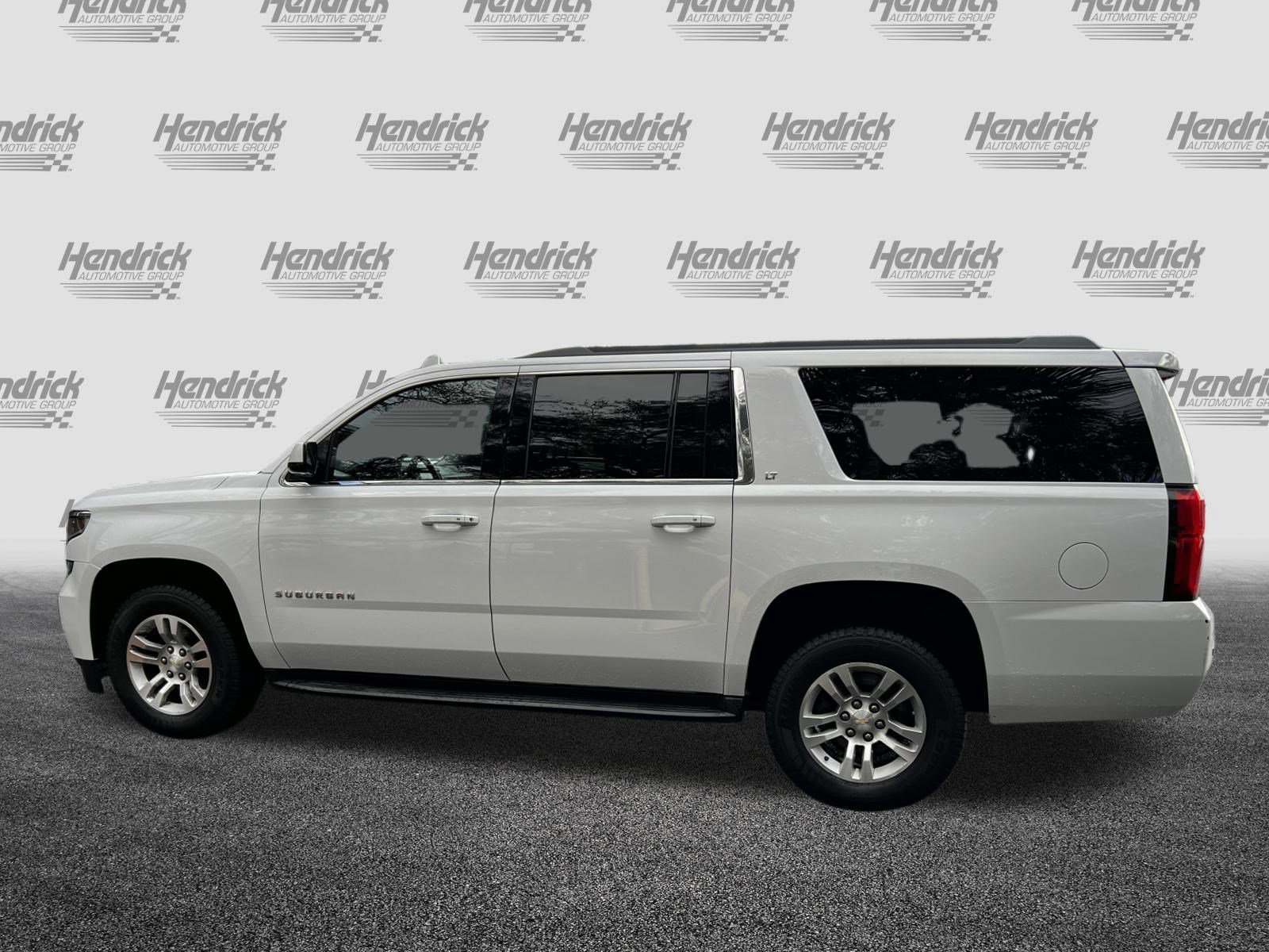 Used 2018 Chevrolet Suburban LT image 6