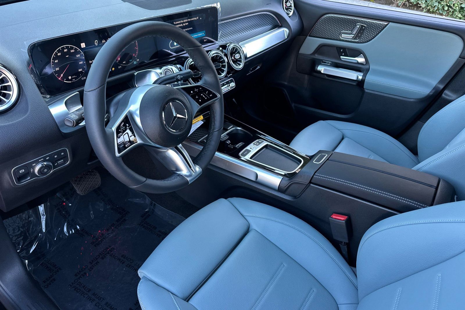 New 2026 Mercedes-Benz GLB 250 image 15