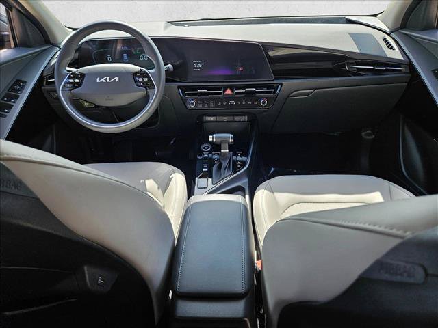 Used 2023 Kia Niro EX FWD image 17
