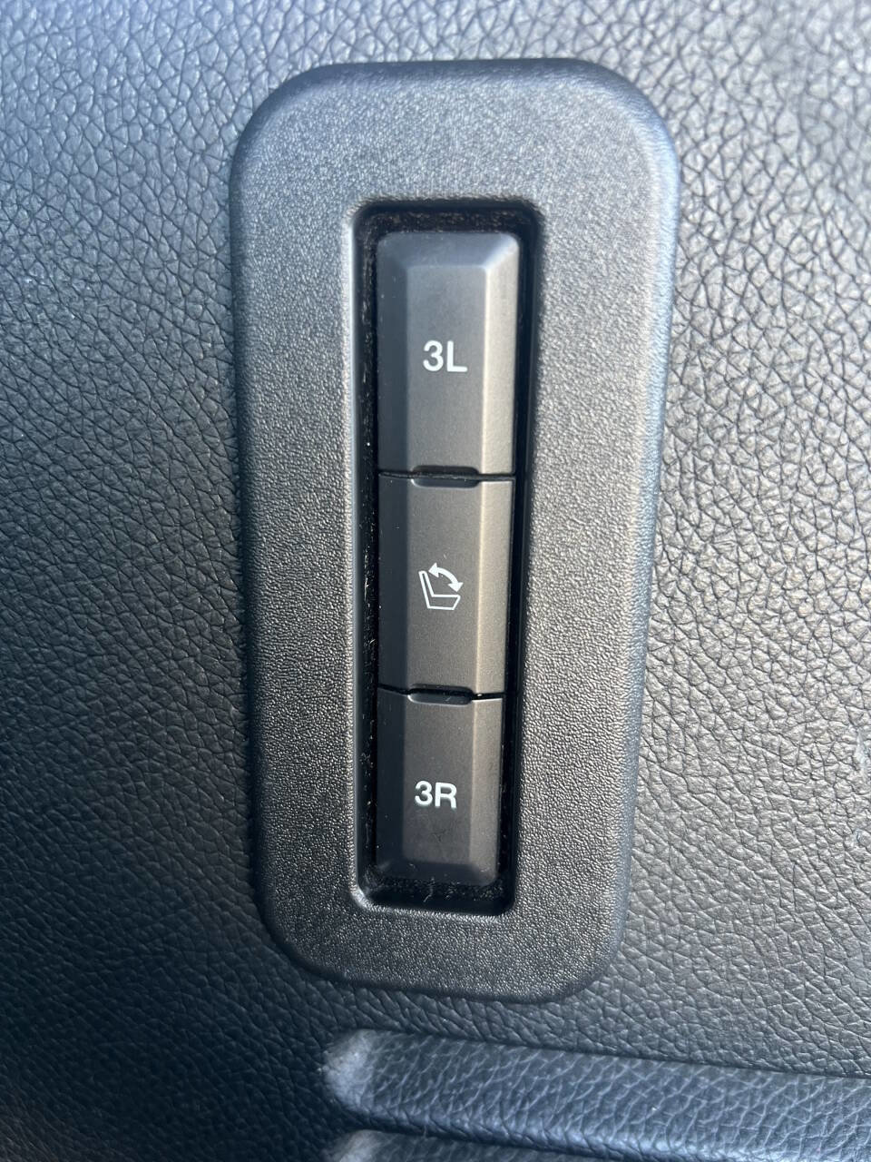 Used 2017 Ford Expedition EL Limited w/ Equipment Group 301A image 19