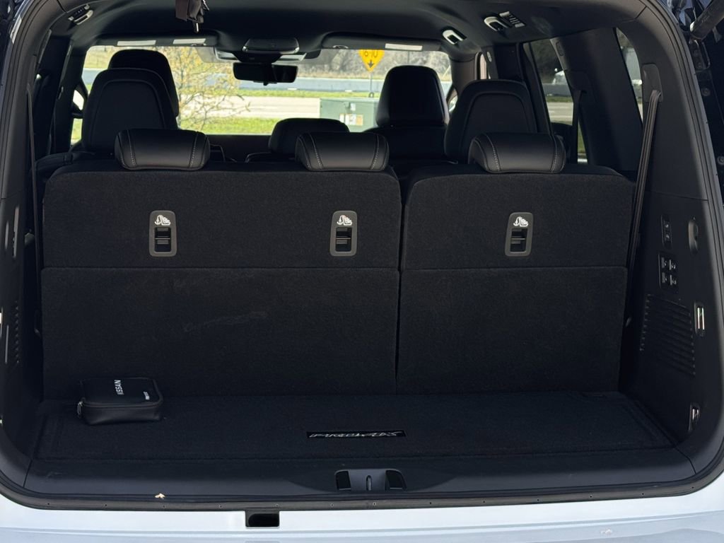 Used 2025 Nissan Armada PRO-4X image 31
