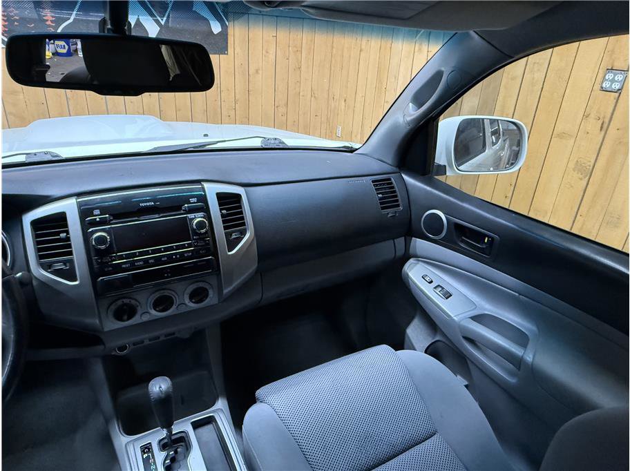 Used 2010 Toyota Tacoma PreRunner RWD image 19