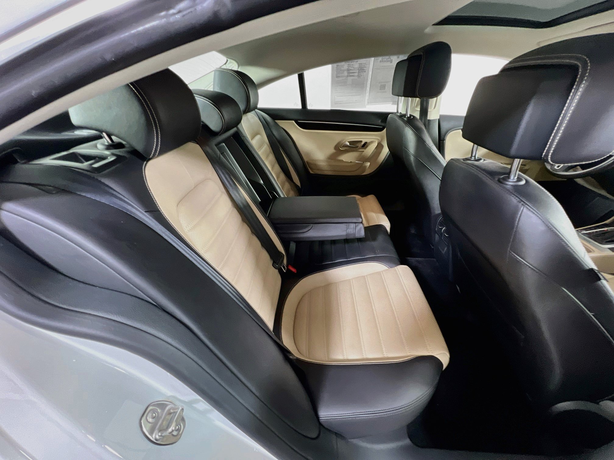 Used 2016 Volkswagen CC Executive AWD/4WD image 28