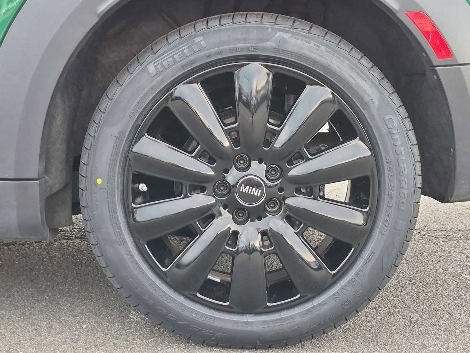 Used 2024 MINI Cooper Countryman S w/ Premium Package FWD image 13