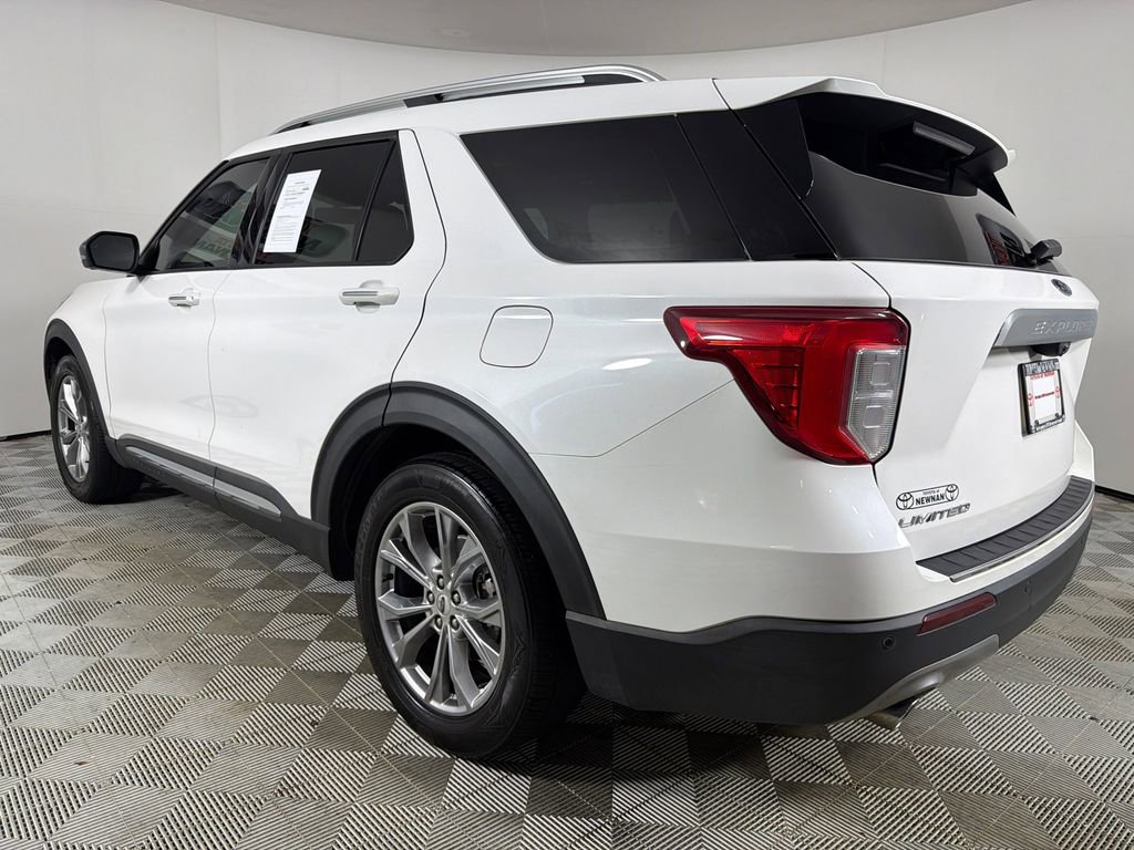 Used 2022 Ford Explorer Limited w/ Equipment Group 301A RWD image 7