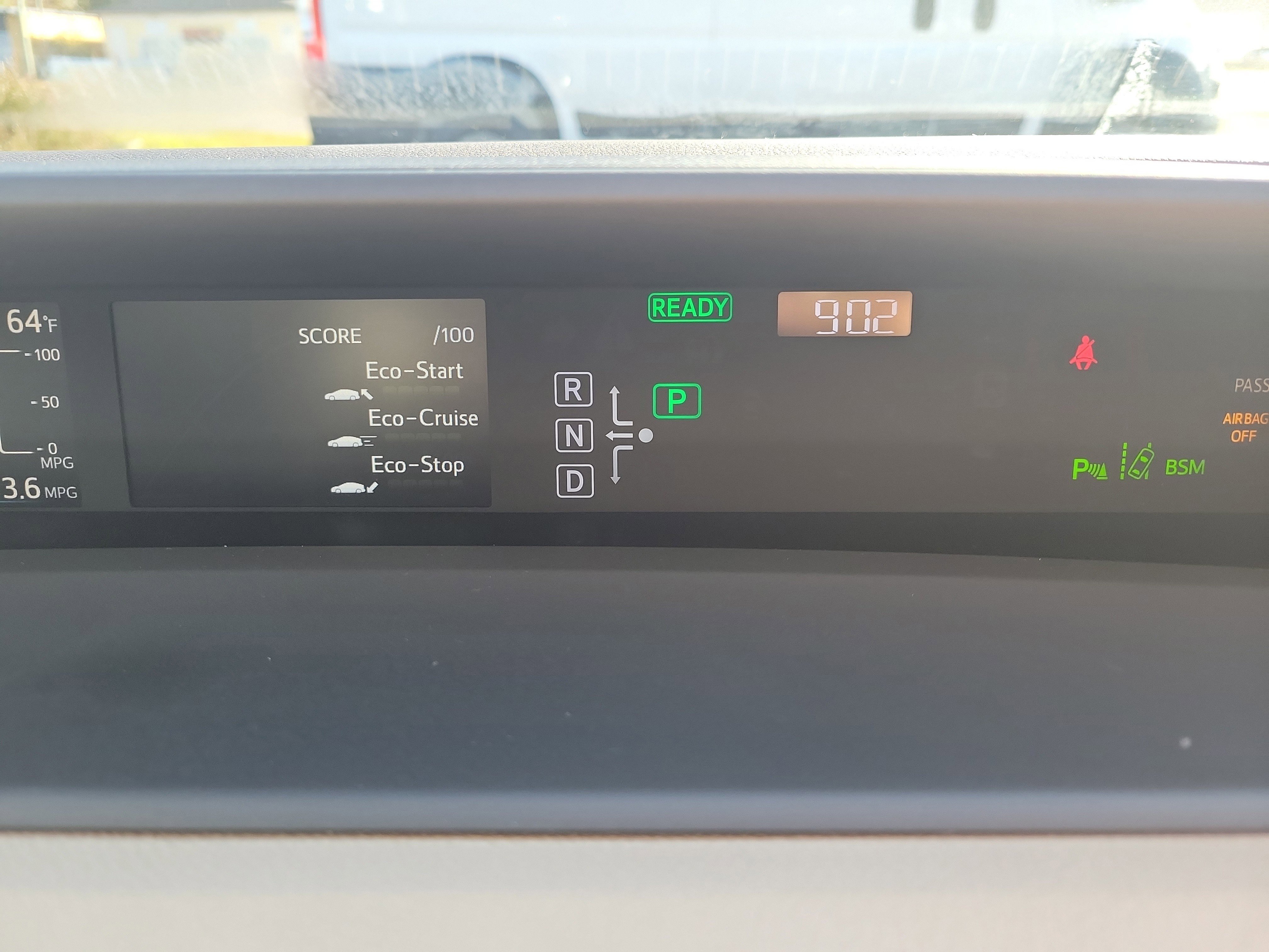 Used 2018 Toyota Prius Four image 31