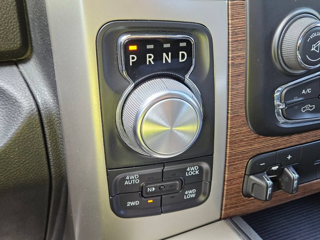 Used 2017 RAM 1500 Laramie w/ Convenience Group AWD/4WD image 25