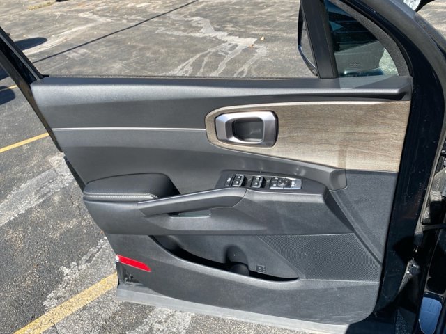 Certified 2022 Kia Sorento X-Line EX image 23