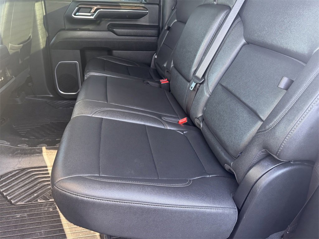 Used 2024 Chevrolet Silverado 2500 LT image 24