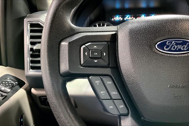 Used 2016 Ford F150 XLT AWD/4WD image 12
