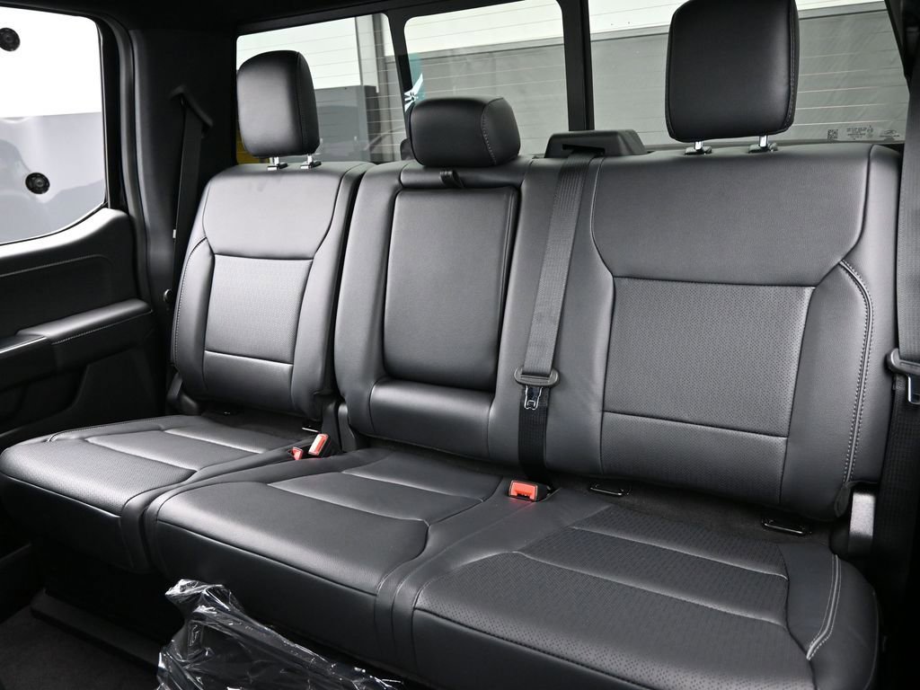 New 2025 Ford F150 Lariat w/ Equipment Group 501A Mid image 27