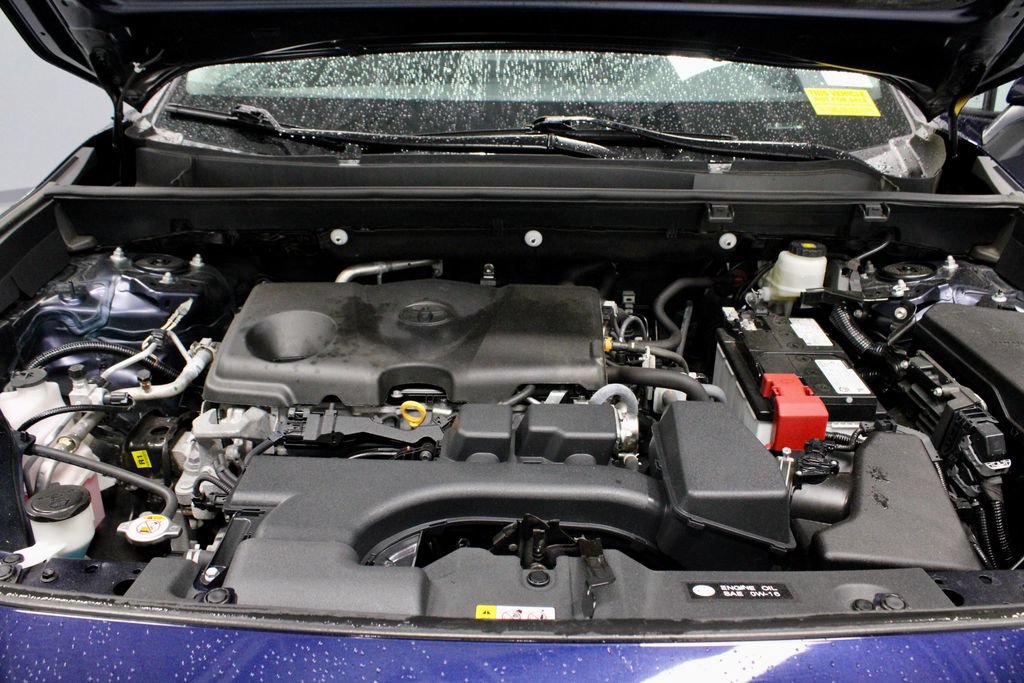Used 2024 Toyota RAV4 XLE AWD/4WD image 17