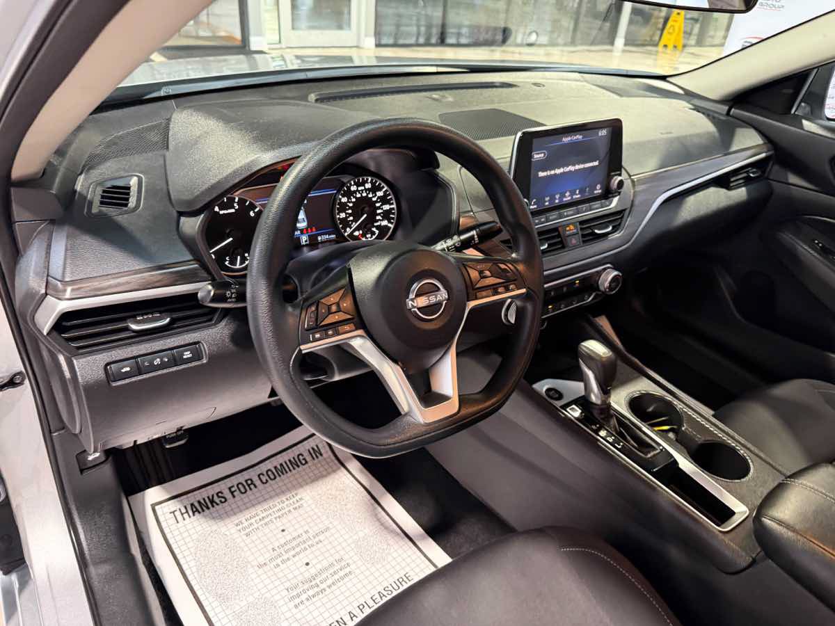 Used 2026 Nissan Altima 2.5 SV FWD image 30