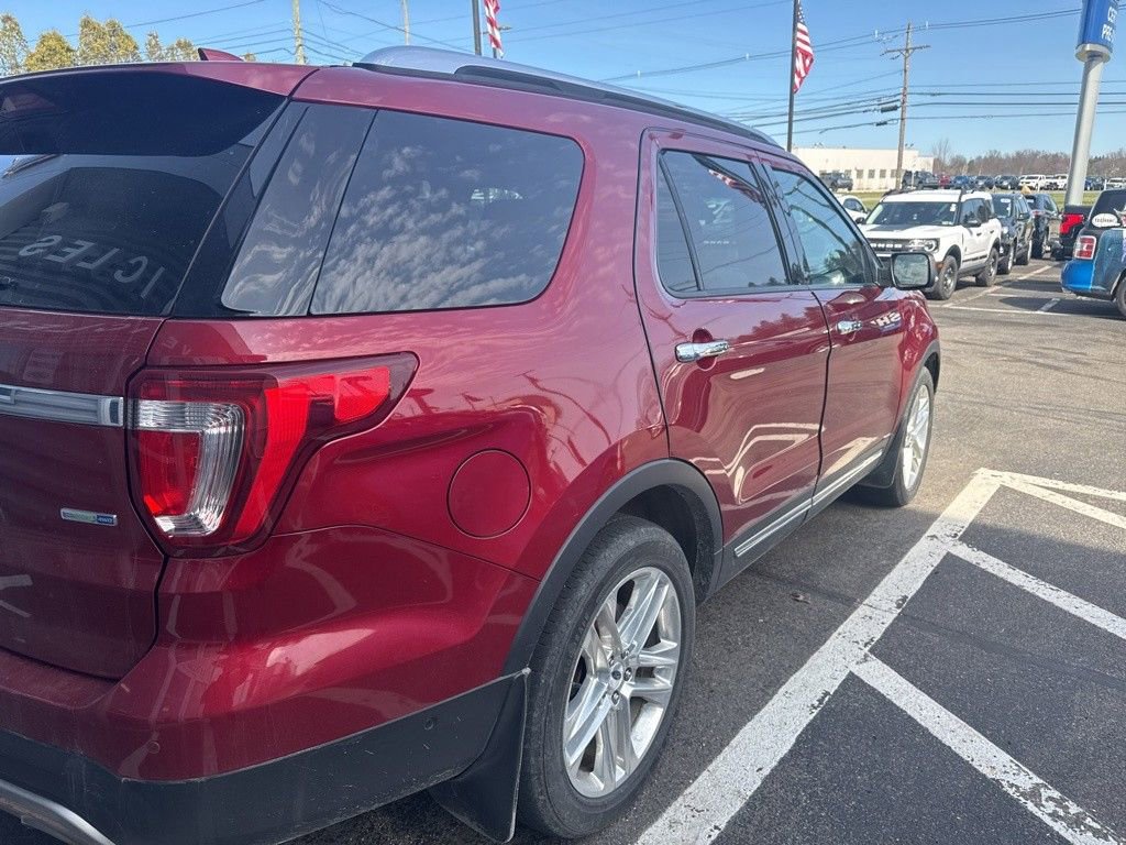 Used 2016 Ford Explorer Limited w/ Equipment Group 301A image 4