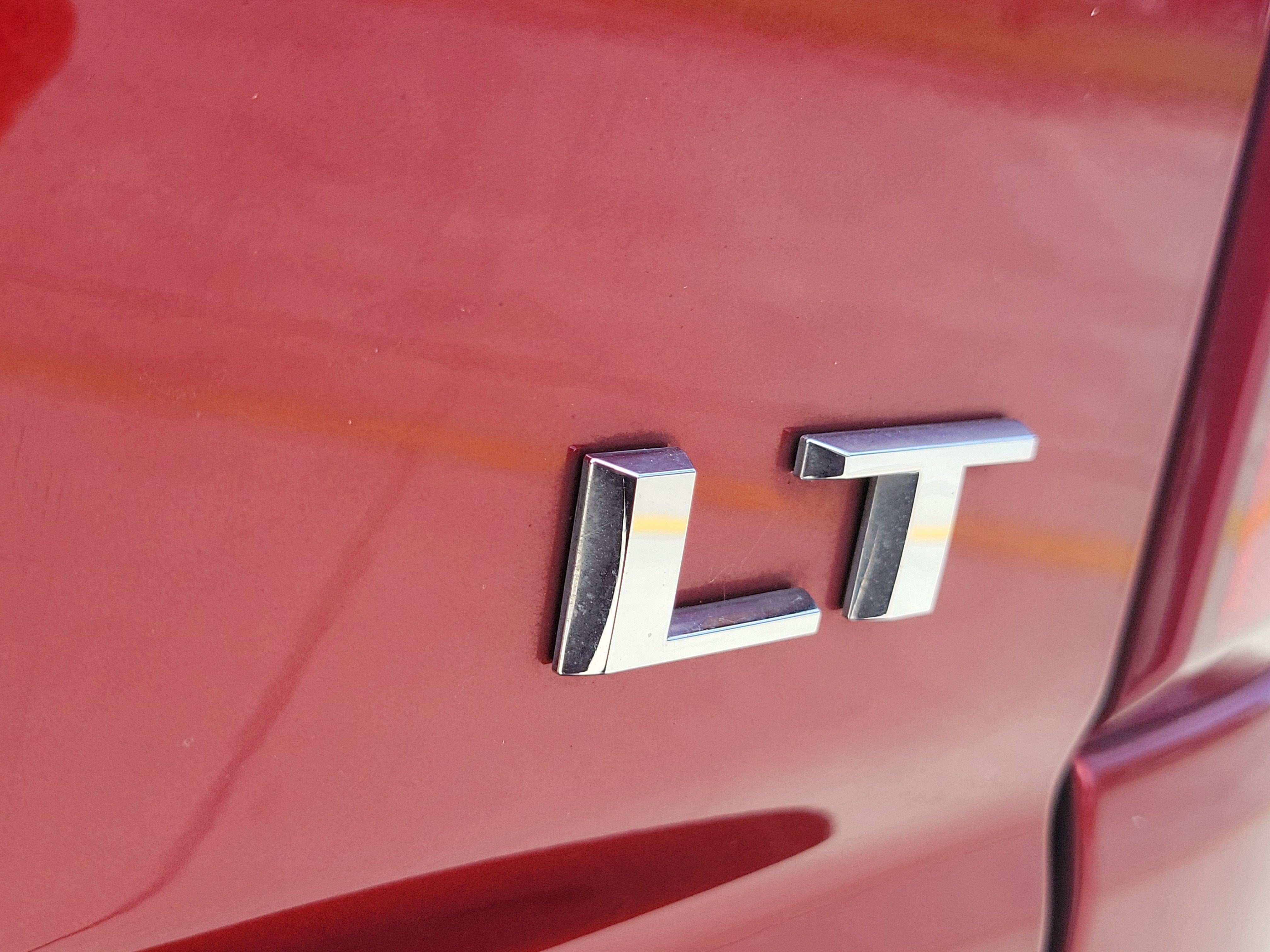 Used 2023 Chevrolet Silverado 1500 LT RWD image 9