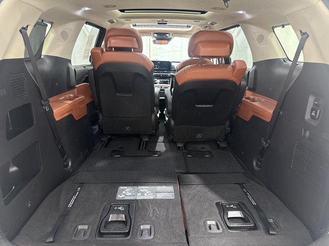 Certified 2024 Kia Carnival SX Prestige FWD image 32
