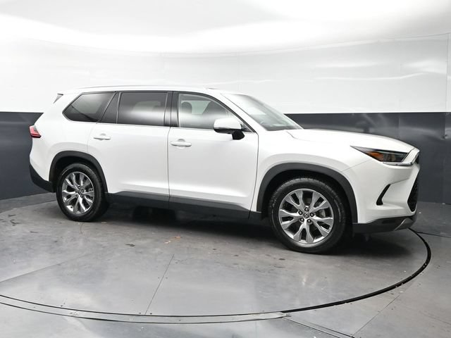 Used 2024 Toyota Grand Highlander FWD image 4