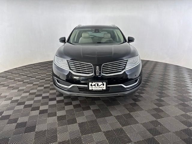 Used 2017 Lincoln MKX Reserve w/ Luxury Package AWD/4WD image 3