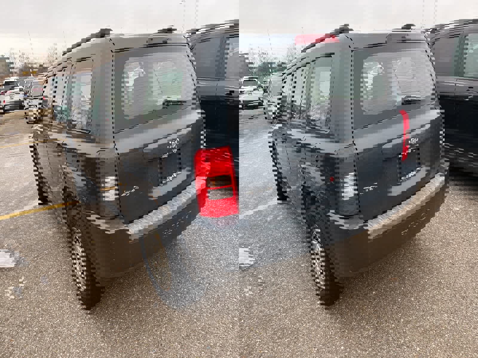 Used 2007 Jeep Patriot Sport w/ PWR Equipment Group image 9