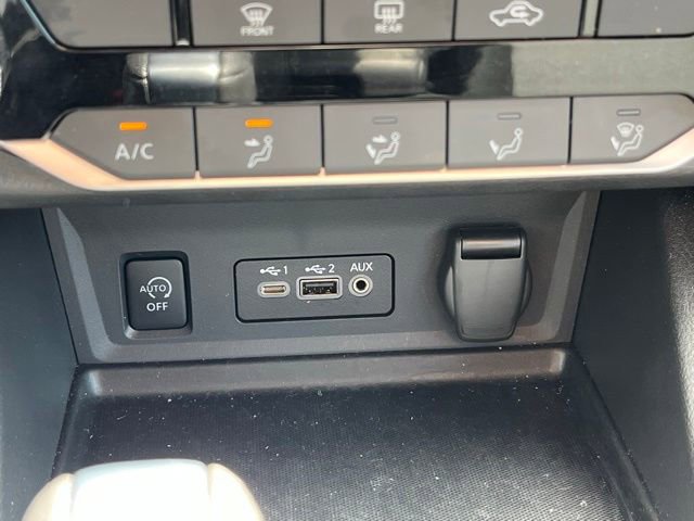 Used 2025 Nissan Sentra SV FWD image 25