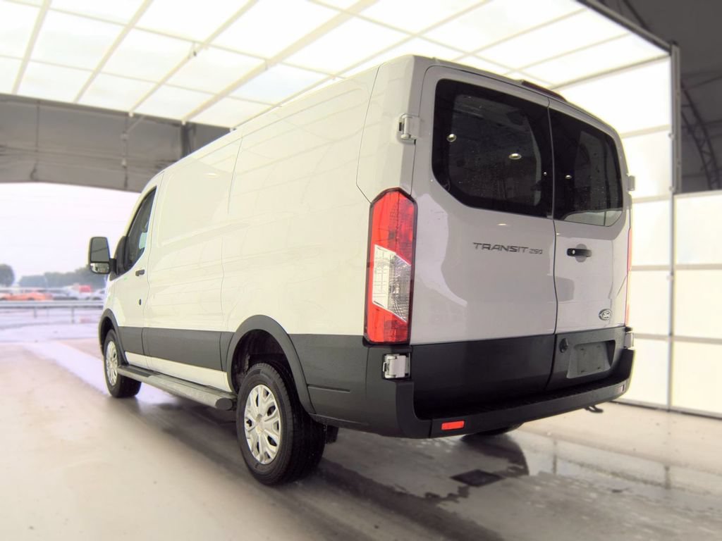 Used 2025 Ford Transit 250 Low Roof w/ Exterior Upgrade Package RWD image 4