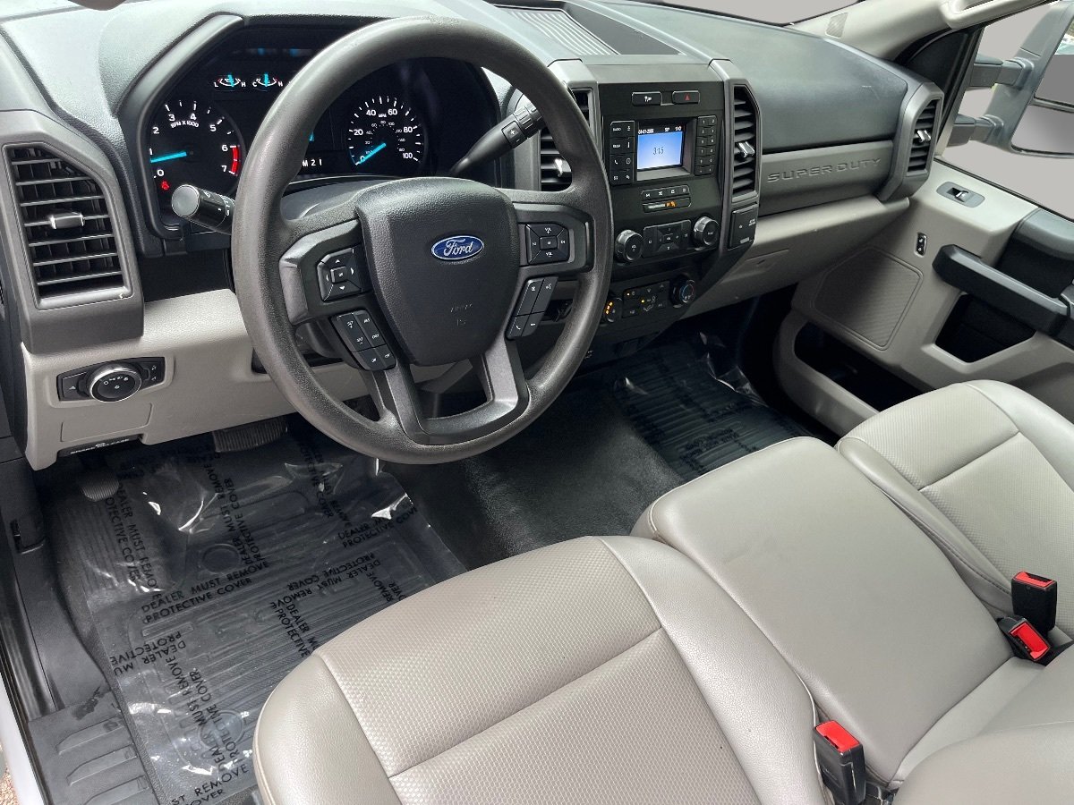 Used 2021 Ford F250 XL w/ Power Equipment Group RWD image 14