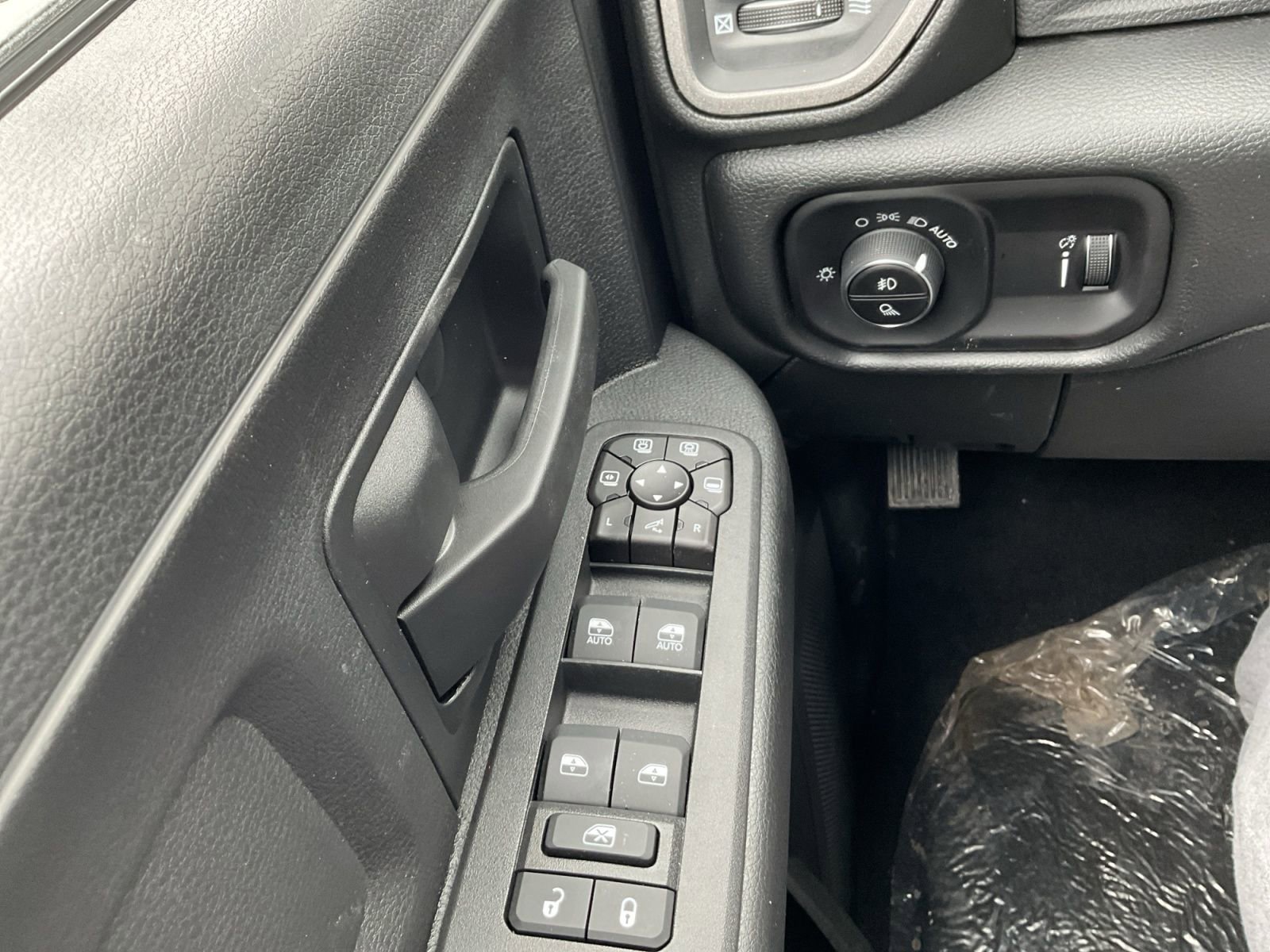 New 2026 RAM 2500 Tradesman image 24