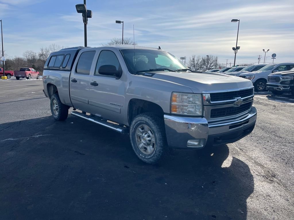 Used 2007 Chevrolet Silverado 2500 LT w/ 2LT Audio Package image 7
