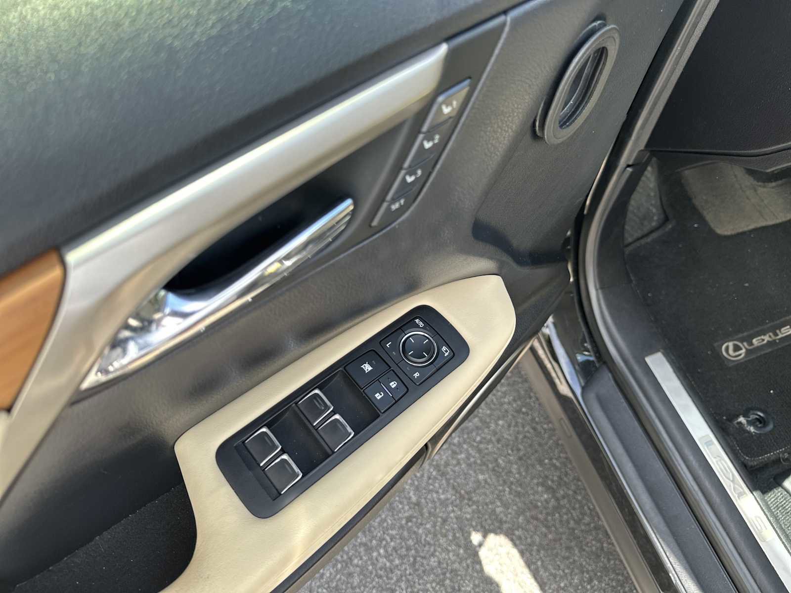 Used 2021 Lexus RX 350 FWD w/ Premium Package image 15