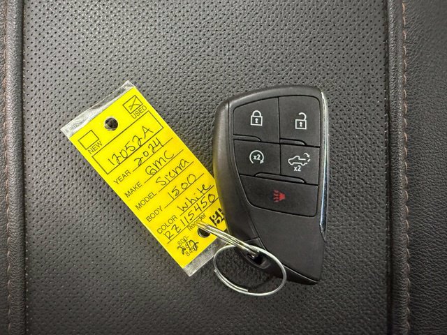 Used 2024 GMC Sierra 1500 AT4 w/ Technology Package AWD/4WD image 34
